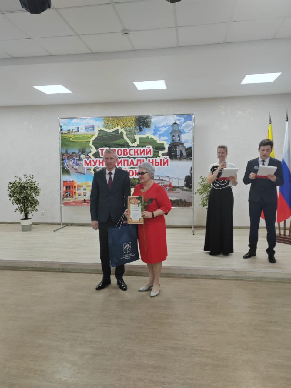 ОТМЕТИЛИ ТАЛОВСКОГО ОБЩЕСТВЕННИКА.