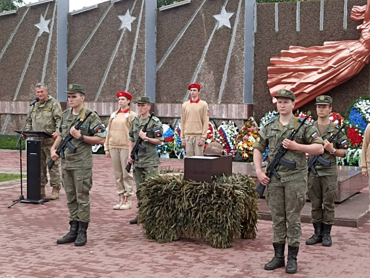 ПЕРЕЗАХОРОНИЛИ ОСТАНКИ НАШЕГО ЗЕМЛЯКА. ПЕРЕЗАХОРОНИЛИ ОСТАНКИ НАШЕГО ЗЕМЛЯКА.